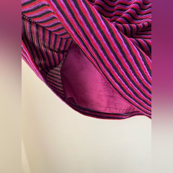 Velvet multicolour and metallic textured stripe skirt - Picture 7 of 9